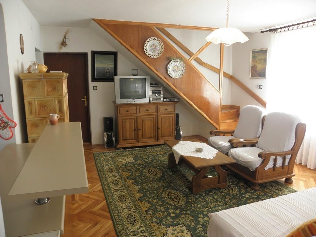 Holiday Home Vjeka Rab Town Phòng bức ảnh