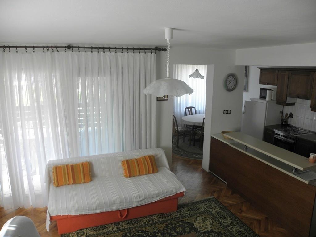 Holiday Home Vjeka Rab Town Phòng bức ảnh